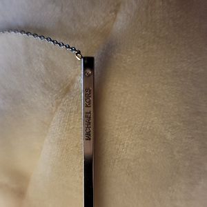 NWOT Michael Kors silver Bar necklace
